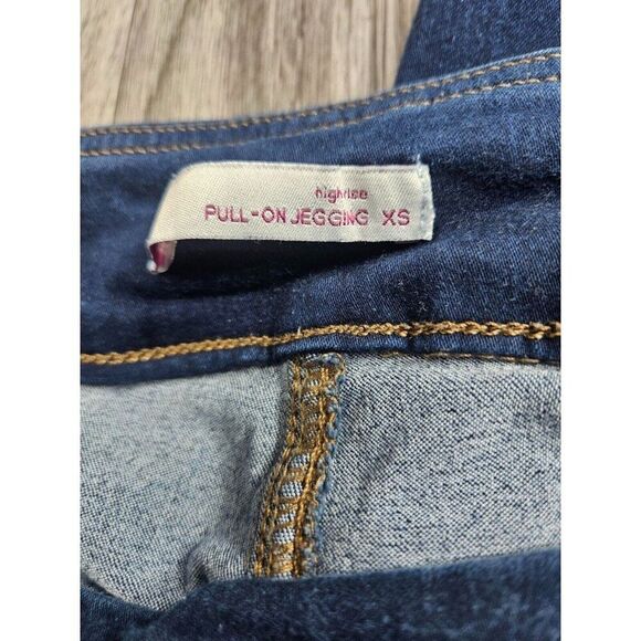(3/$35) SO Juniors Size XS High Rise Pull On Whiskered Denim Blue Jeans Jeggings - Picture 4 of 12
